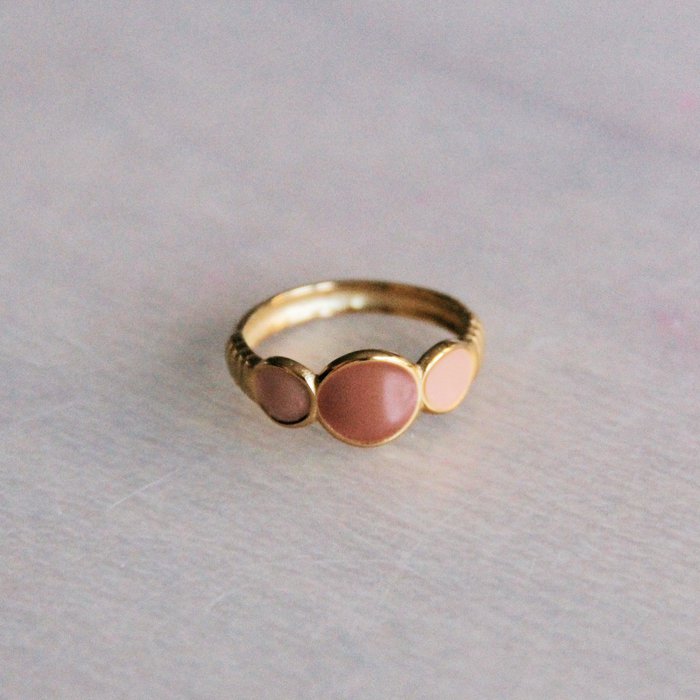 Ring with Round Enamel